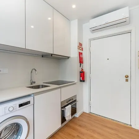 Window To By Amber Star Rent Appartamento