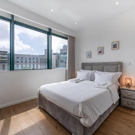 Window To By Amber Star Rent