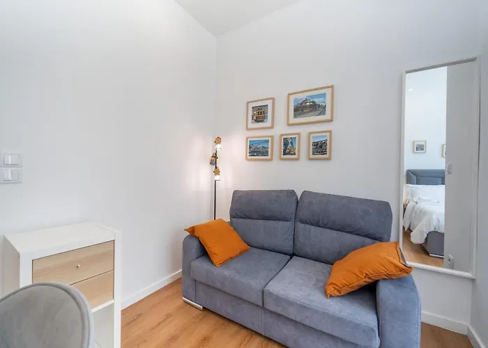 Window To By Amber Star Rent Apartman Porto