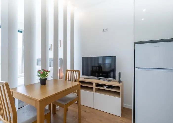 Window To By Amber Star Rent Apartman